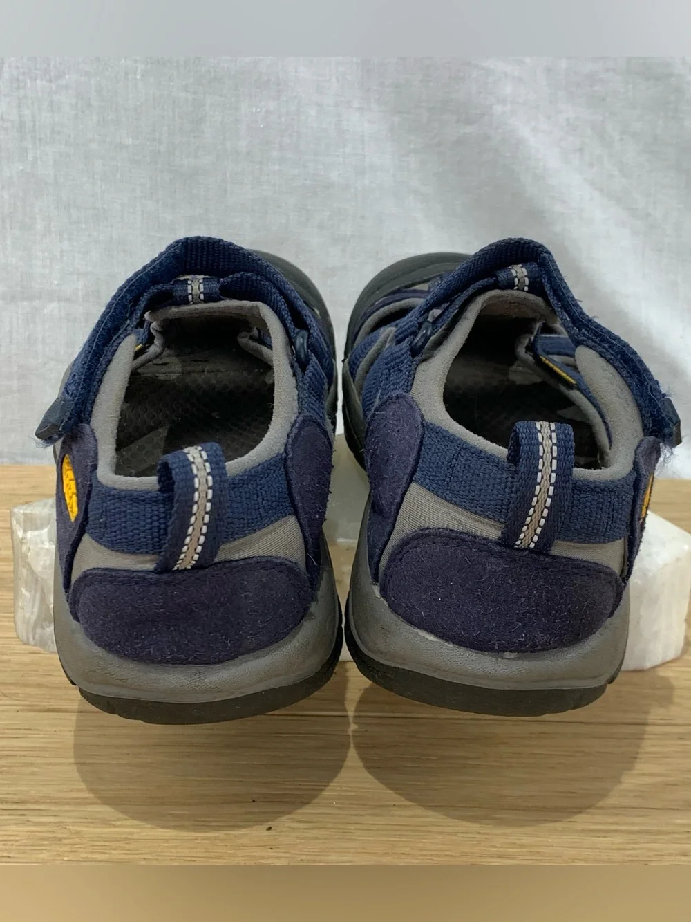 KEEN Venice H2 Kid’s Size 1 Hiking Waterproof Navy Blue Grey Sandals